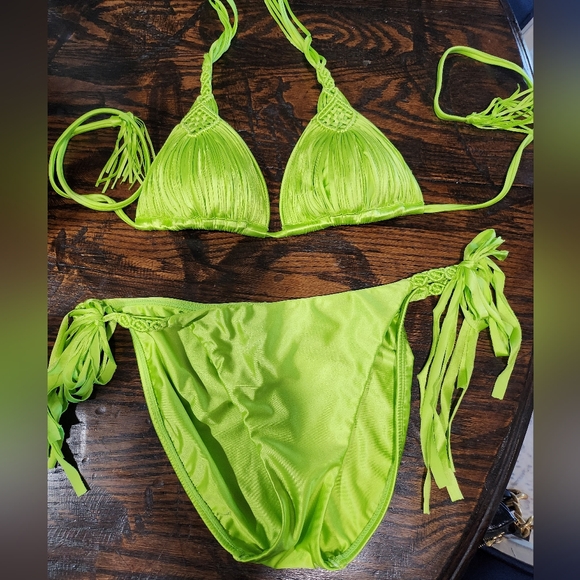 PQ Swim Mila Lime Bikini M Top/Large Bottom - Picture 7 of 13